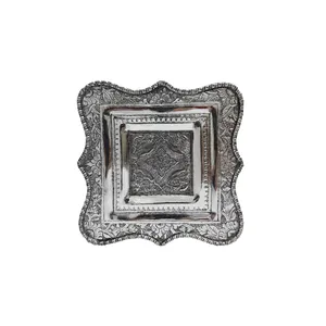 پیش دستی قلمزنی مدل مربع