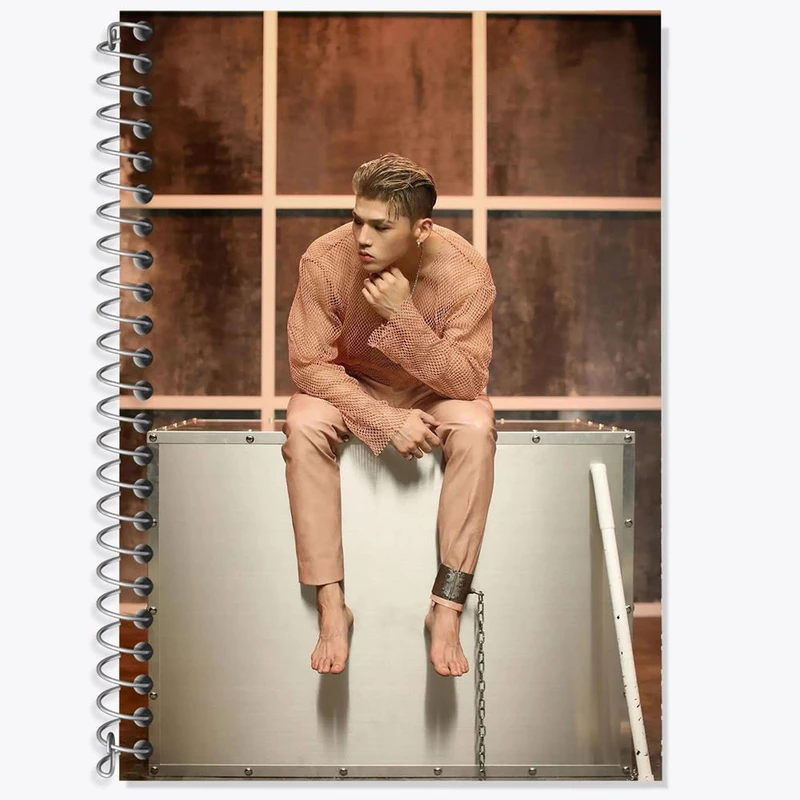 دفتر لغت 50 برگ خندالو مدل بی ام گروه کارد Kard کد 20105