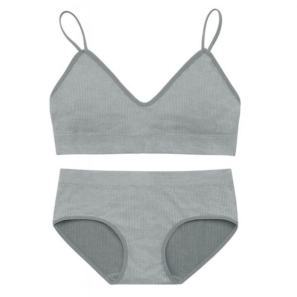 ست شورت و نیم تنه ورزشی زنانه ماییلدا مدل 5368