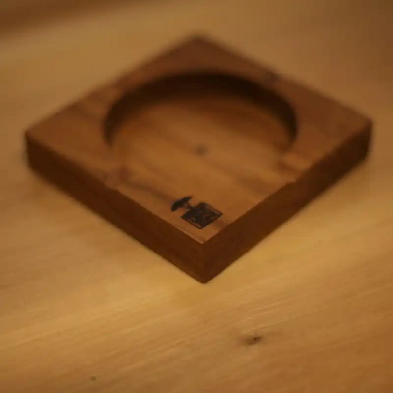 زیرسیگاری چوبی وودلندزون مدل مربع