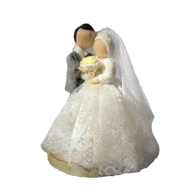 استند تزئینی مدل عروسک کچه عروس و داماد