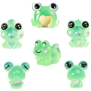 مجسمه مدل شب تاب طرح قورباغه بسته ۶ عددی