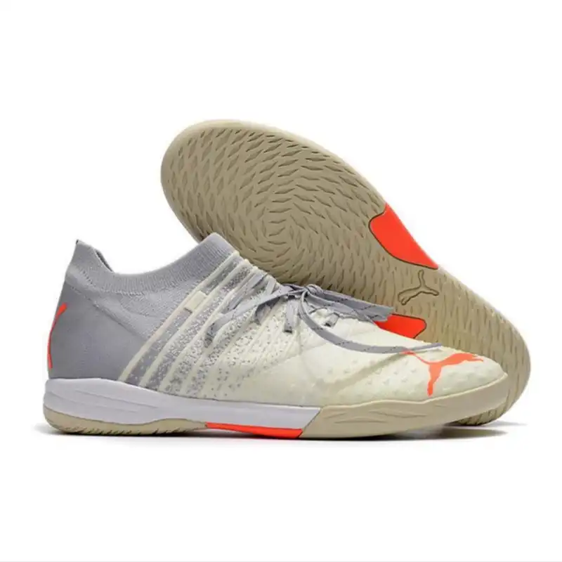 کفش فوتسال مردانه مدل فیوچر R