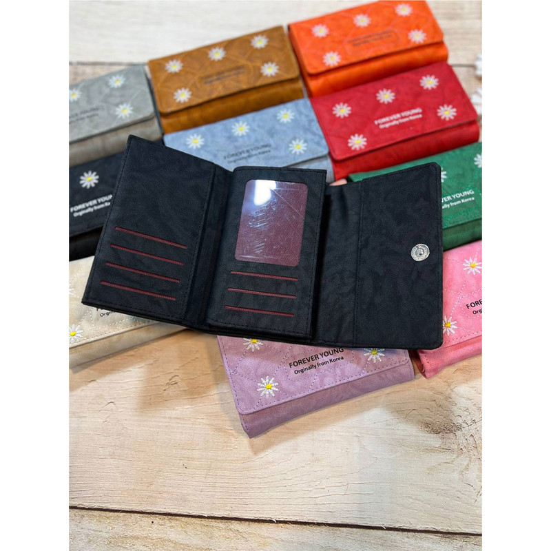 کیف پول زنانه مدل گلدوزی بابونه کد KZD-083