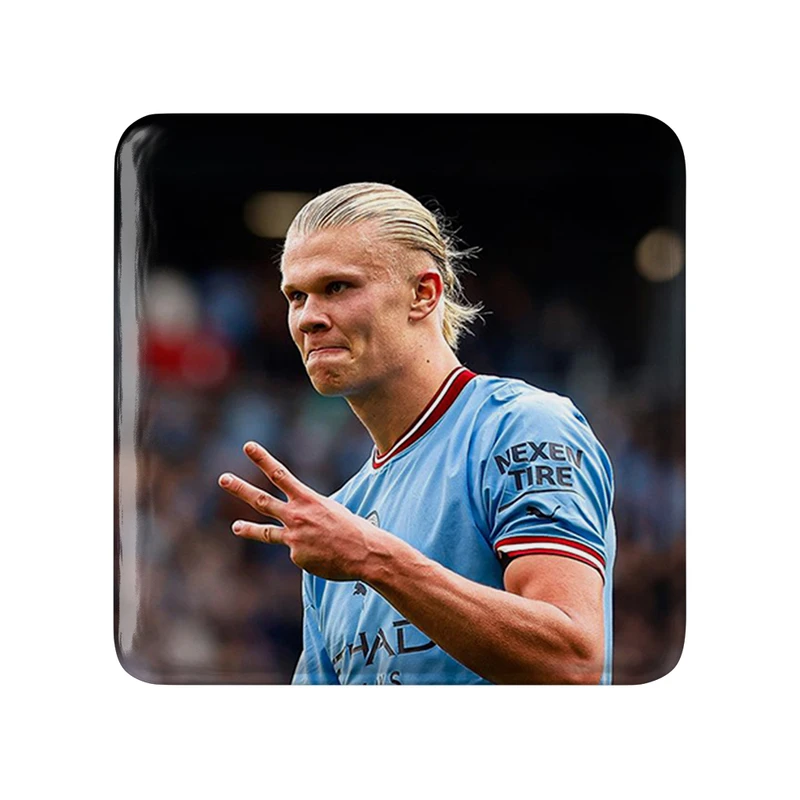 مگنت خندالو طرح ارلینگ هالند (Erling Haaland) مدل مربعی کد 36383