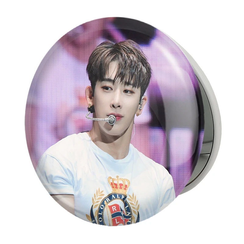 آینه جیبی خندالو طرح ونهو گروه مانستا اکس Monsta X مدل تاشو کد 21185 
