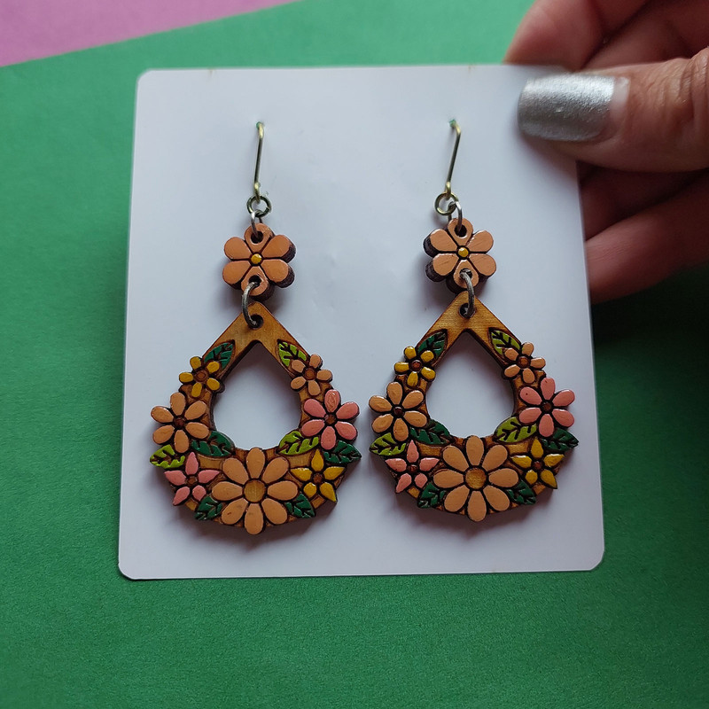 گوشواره زنانه مدل گل های بهاری طرح اشک کد EP015 گوشواره زنانه مدل گل های بهاری طرح اشک کد EP015