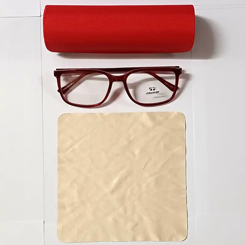 فریم عینک طبی مکران مدل 9017 c8