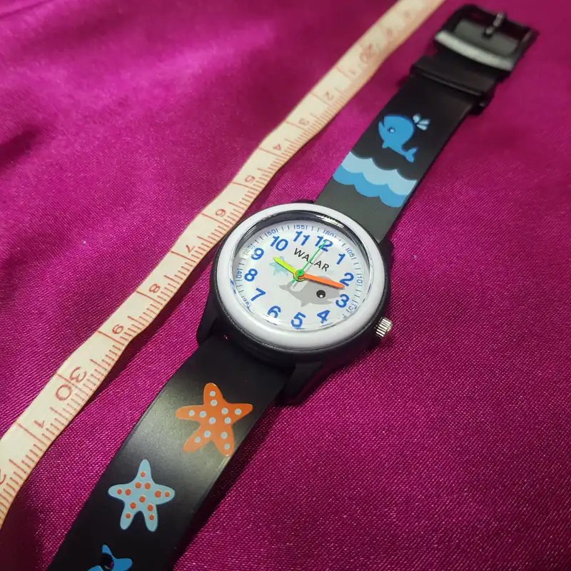 ساعت مچی عقربه ای بچگانه والار مدل ضدآب طرح نهنگ و دریا کد 19