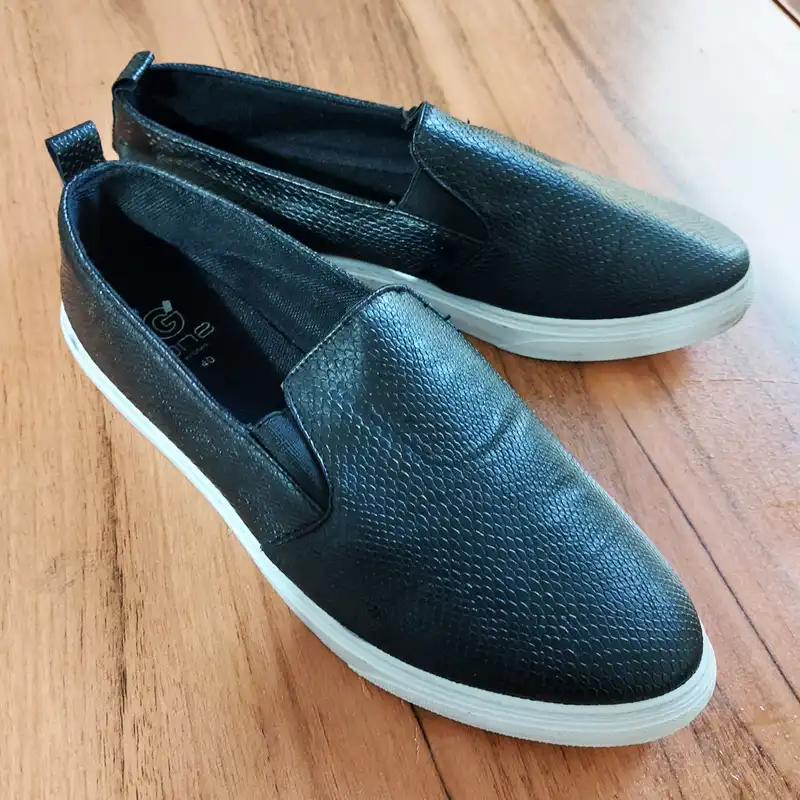 کفش روزمره زنانه جیمو مدل پوست ماری