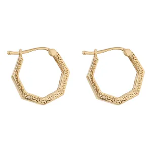 گوشواره طلا کم اجرت 18 عیار زنانه گلدم مدل E-2311008