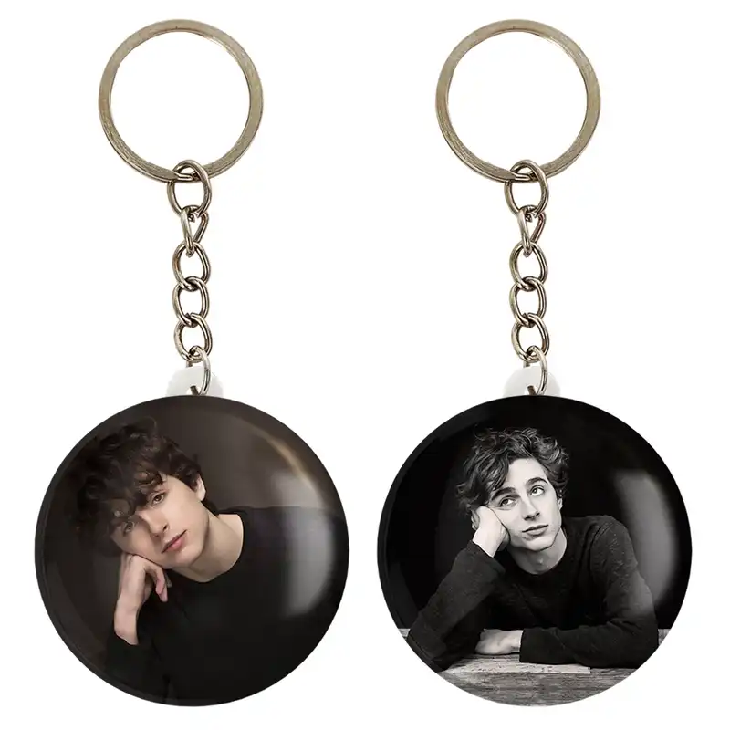 جاکلیدی خندالو مدل تیموتی شالامی Timothée Chalamet کد 1929219299 مجموعه 2 عددی