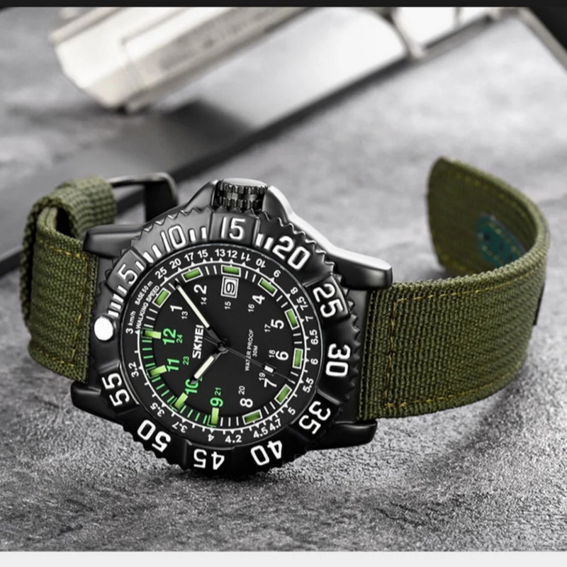 ساعت مچی عقربه‌ای مردانه اسکمی مدل تقویم دار 9281