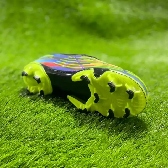 کفش فوتبال مردانه مدل استوک دار چمن پریداتور 2025