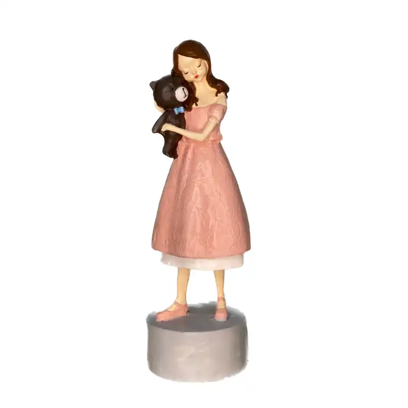 مجسمه مدل دختر عروسکی