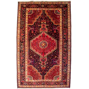 فرش دستباف سه و نیم متری مدل تویسرکان