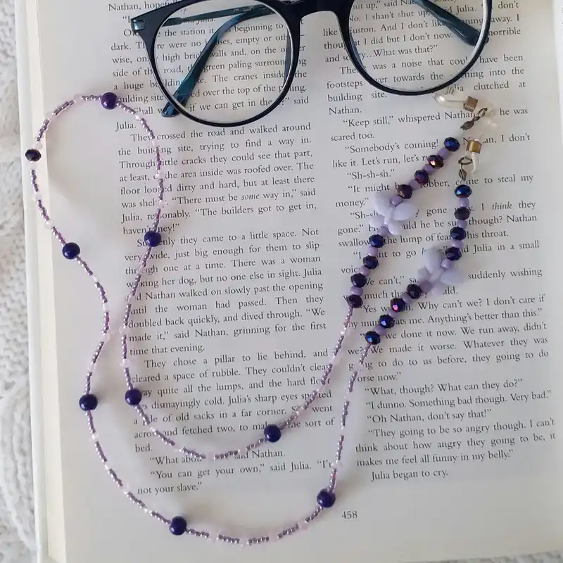 بند عینک مدل کریستال پروانه BE106