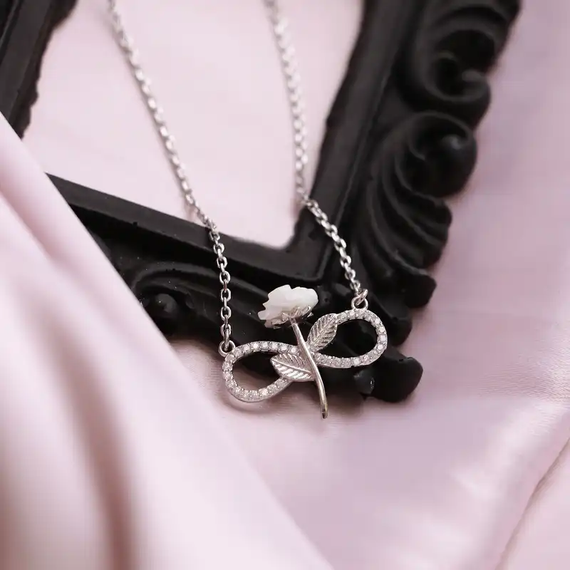 گردنبند نقره زنانه جی تی ای مدل جی نایس 76