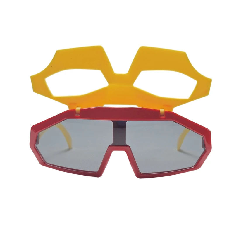 عکس شماره 4 : عینک آفتابی بچگانه مدل بت من کد t093