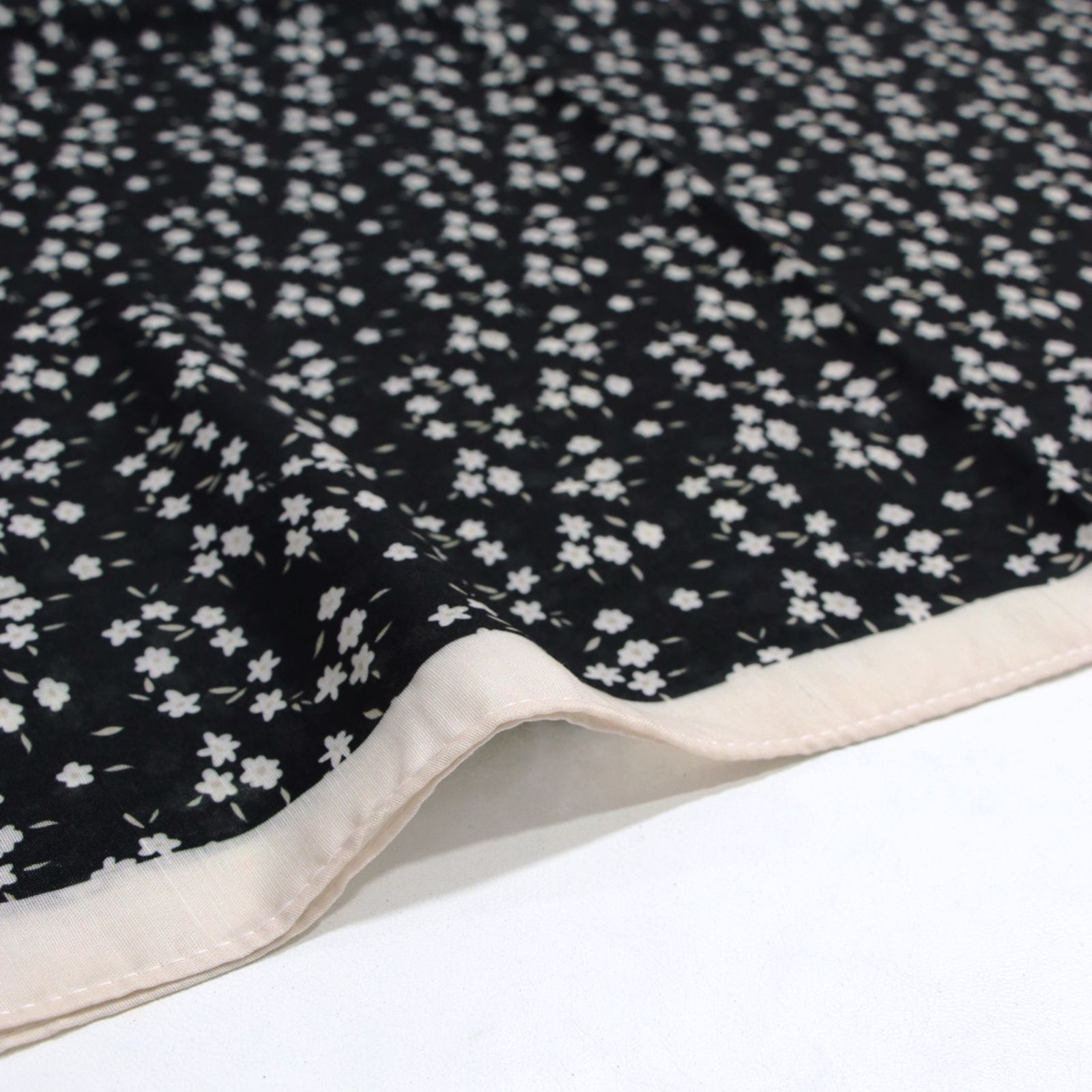 شال زنانه مدل خنک تابستانه طرح گل کد 7062 -  - 23