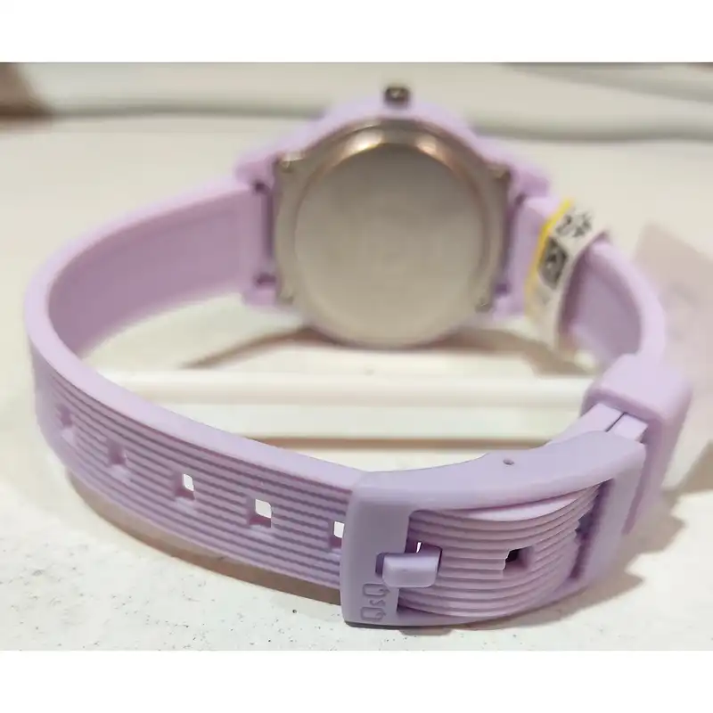 ساعت مچی عقربه ای دخترانه کیو اند کیو مدل V01A-004VY