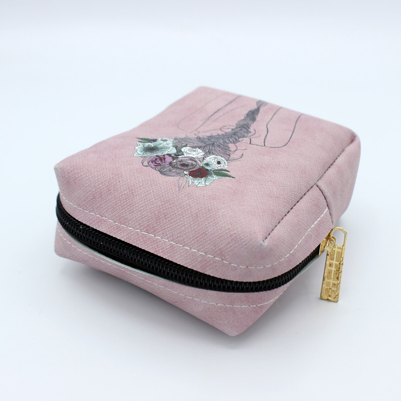 کیف نوار بهداشتی مدل دختر گل به سر کد IDM 540