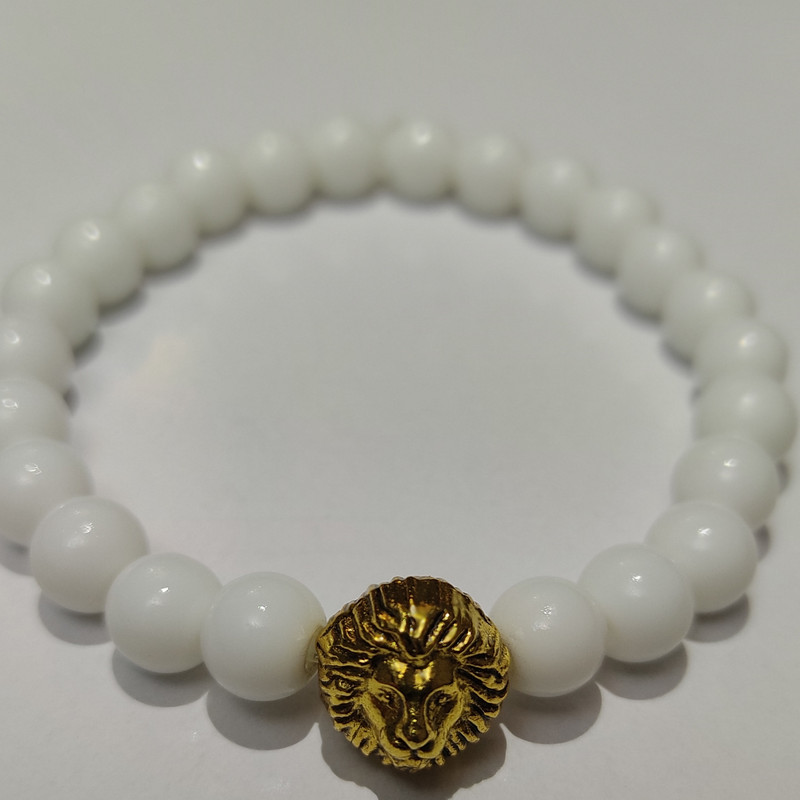 دستبند زنانه مدل مهره ای طرح شیر دستبند زنانه مدل مهره ای طرح شیر