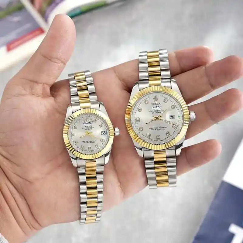 ست ساعت مچی عقربه ای زنانه و مردانه مدل دی دیت 01