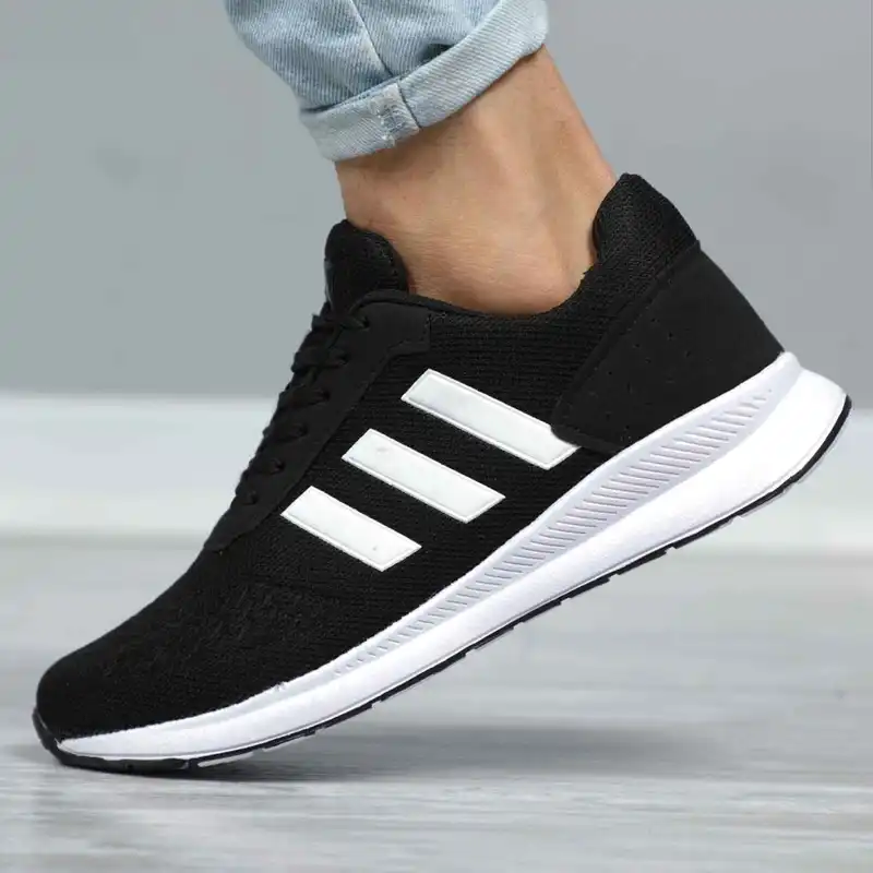 کفش پیاده روی مدل باروژ کد 2027 رنگ مشکی