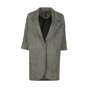 پالتو زنانه آیلار مدل 52001113-170029-93