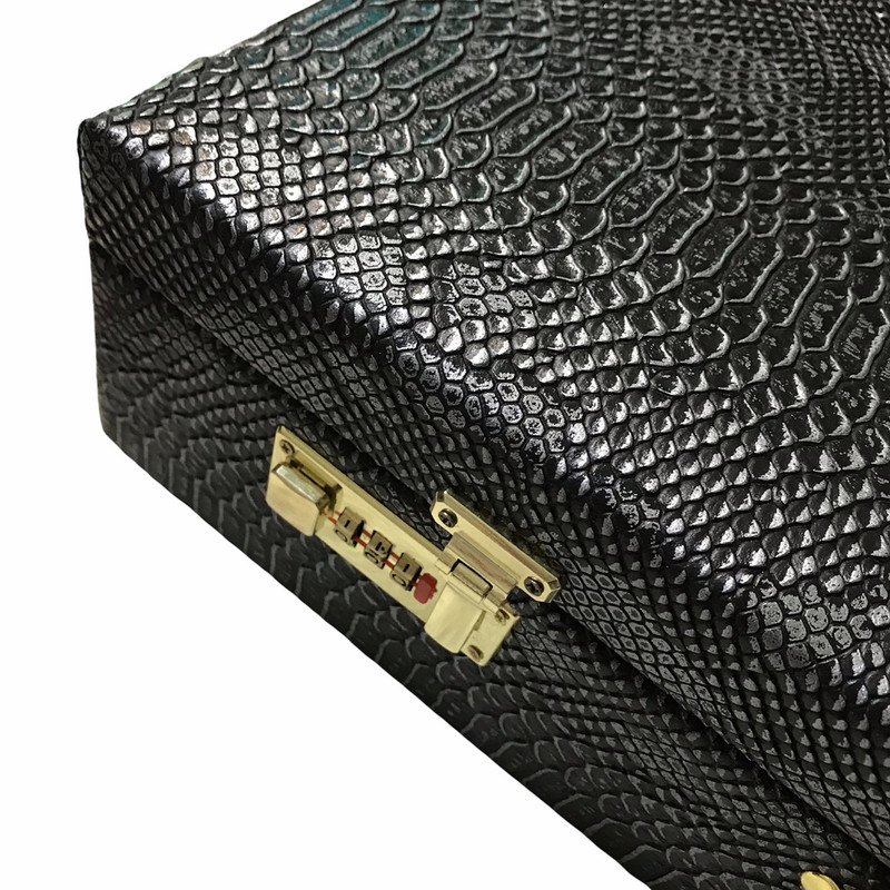 کیف شطرنج مدل پوست ماری کد 01