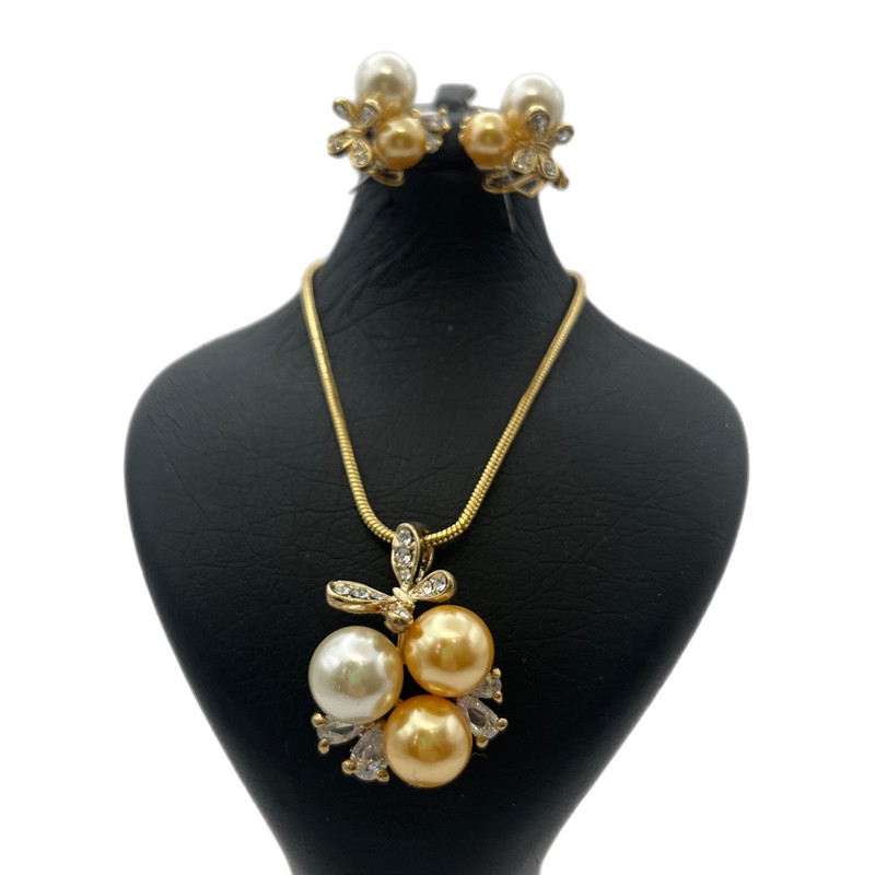 نیم ست زنانه مدل پروانه 3925