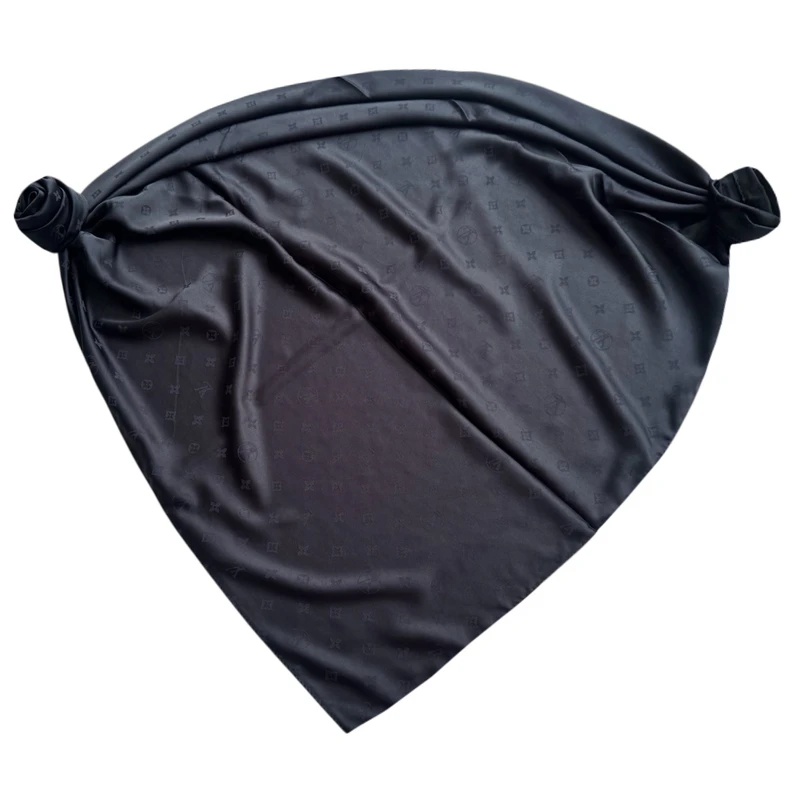 روسری زنانه مدل ساده گل دار ساتن اداری رسمی کد ۱۰۱