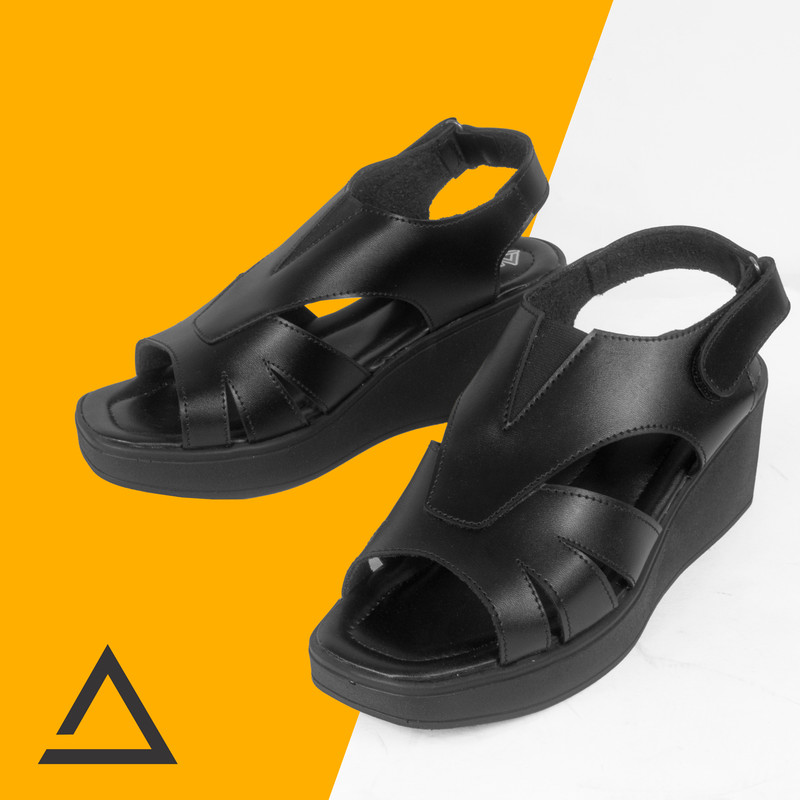 صندل زنانه چرم آراهمراه مدل ARASA09