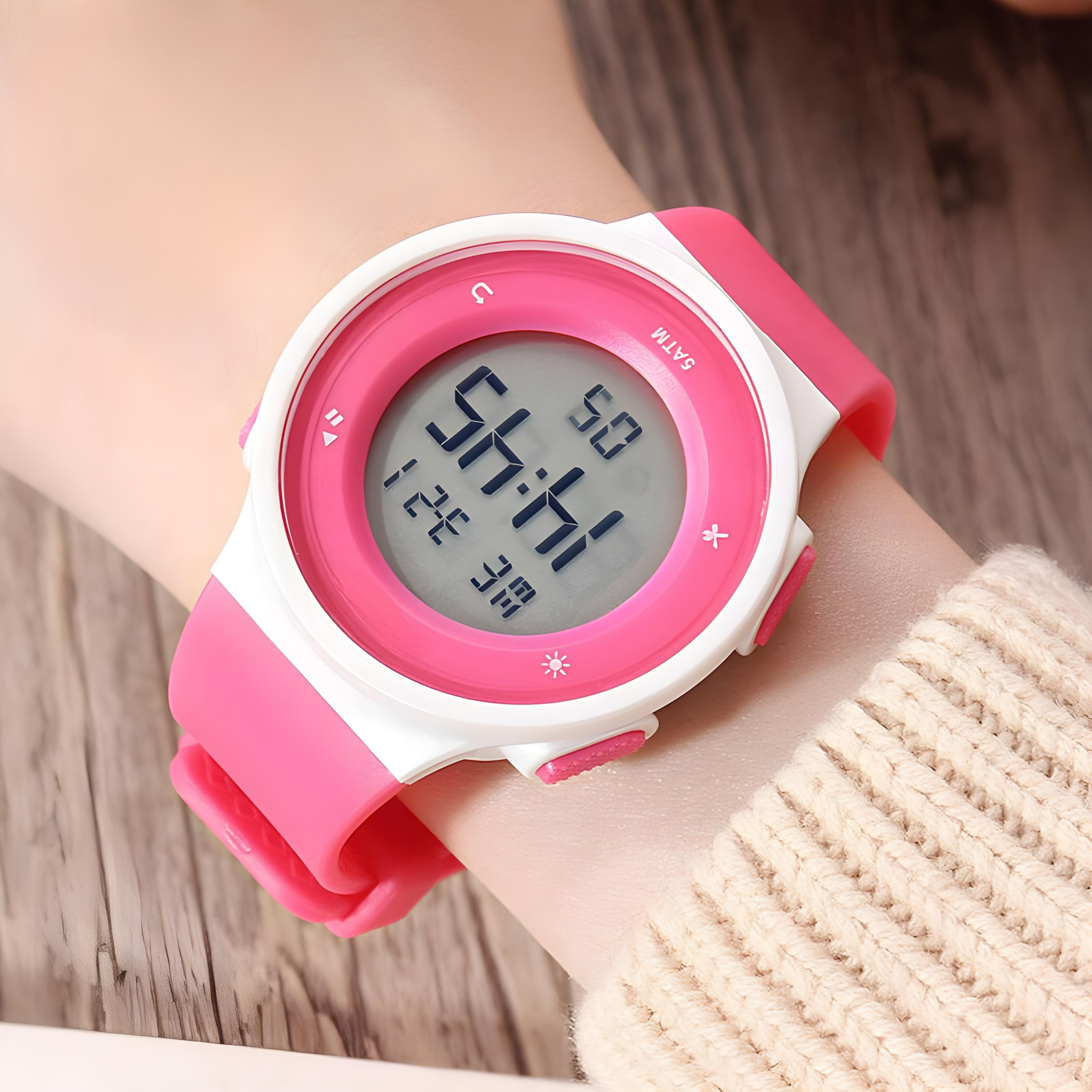 ساعت مچی دیجیتال دخترانه مدل اسپرت کرنومتر دار بند سیلیکون کد 2