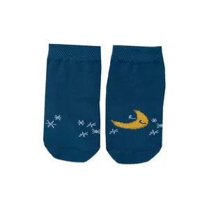 جوراب بچگانه طرح مهتاب 01