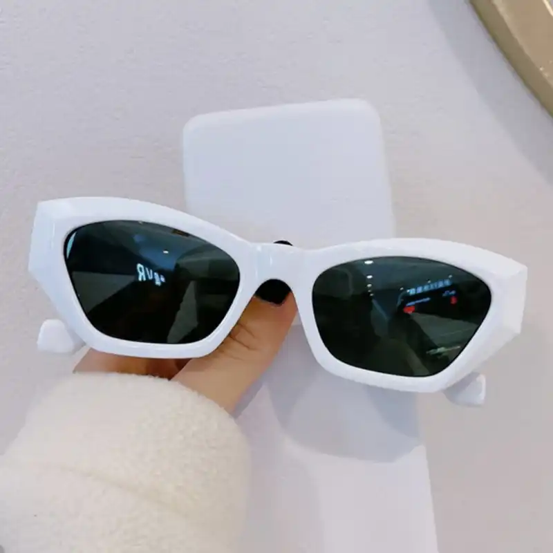 عینک آفتابی مدل چند ضلعی 302