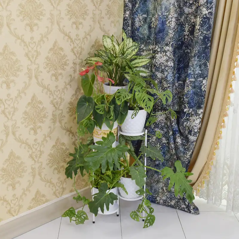 استند گلدان مدل فلک الافلاک مینی