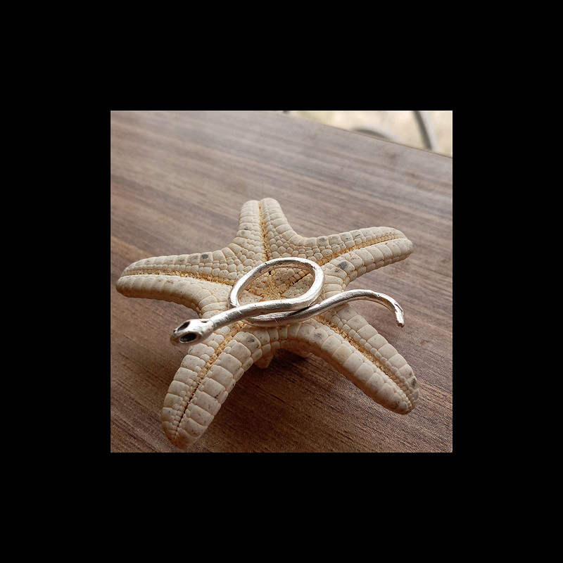 انگشتر زنانه مدل مار نامنظم کد MA-NA2