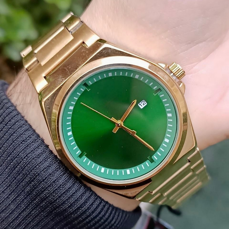 ساعت مچی عقربه‌ای مردانه کوارتز مدل کلاسیک بند استیل کد 1.3