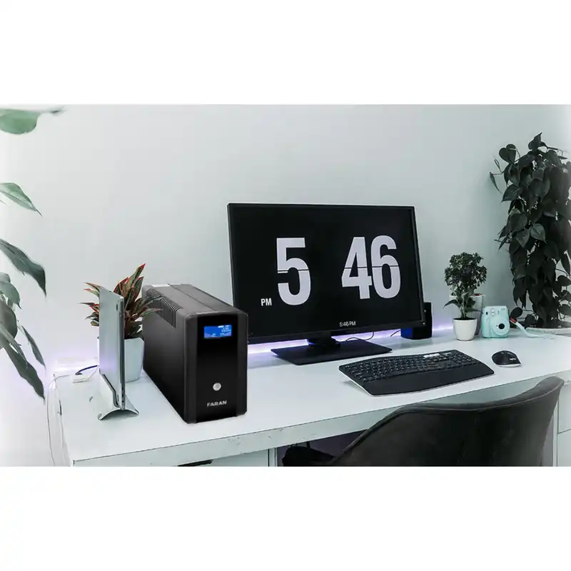 یو پی اس فاران مدل Blazer Plus با ظرفیت 1500 ولت آمپر به همراه باطری داخلی