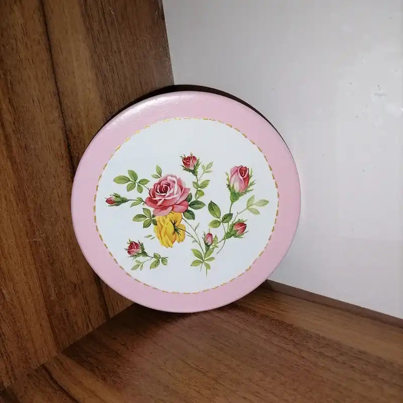 بشقاب دیوارکوب سفالی مدل چهار قل و بوته گل کد 0909 مجموعه 3 عددی