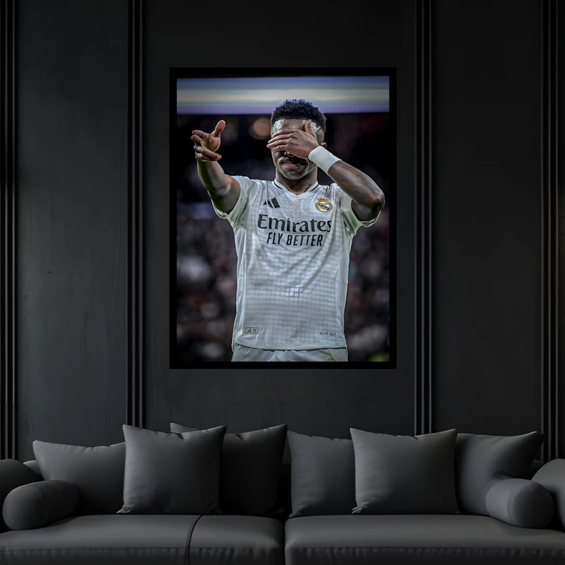 تابلو بکلیت طرح ورزشی بازیکن فوتبال وینیسیوس جونیور مدل B-bu7138 فریم مشکی