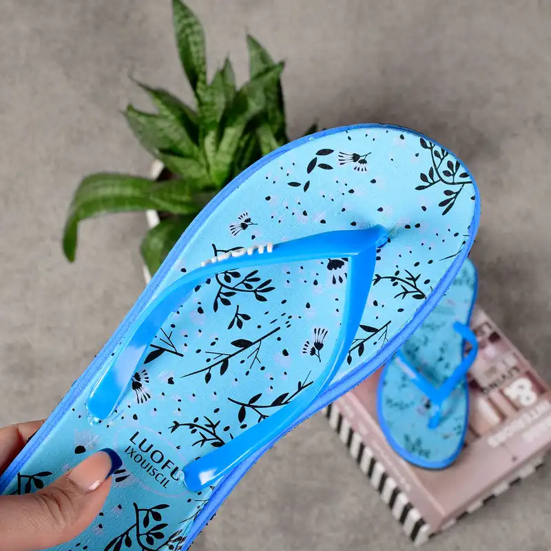 دمپایی لاانگشتی زنانه مدل لوغو کد BL.2741