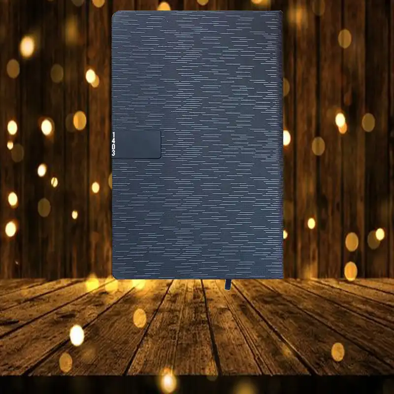 سالنامه سال 1403 مدل Single طرح Simple کد 01