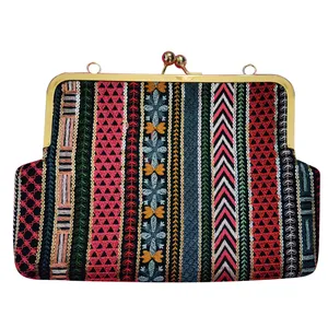       کیف سوزن دوزی مدل مهراوه