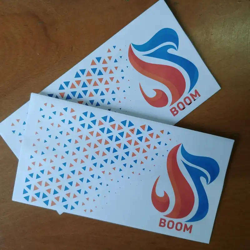 استیکر لپ تاپ و موبایل بووم طرح دختر ژاپنی کد MR85