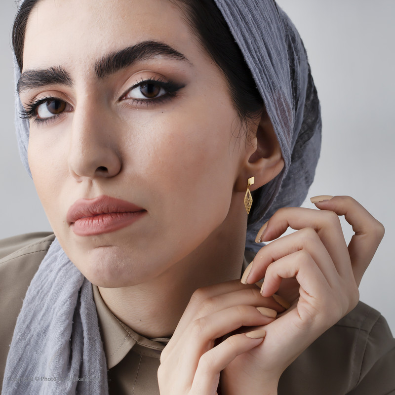 گوشواره میخی طلا 18 عیار زنانه نیکان گلد مدل لوزی - 4