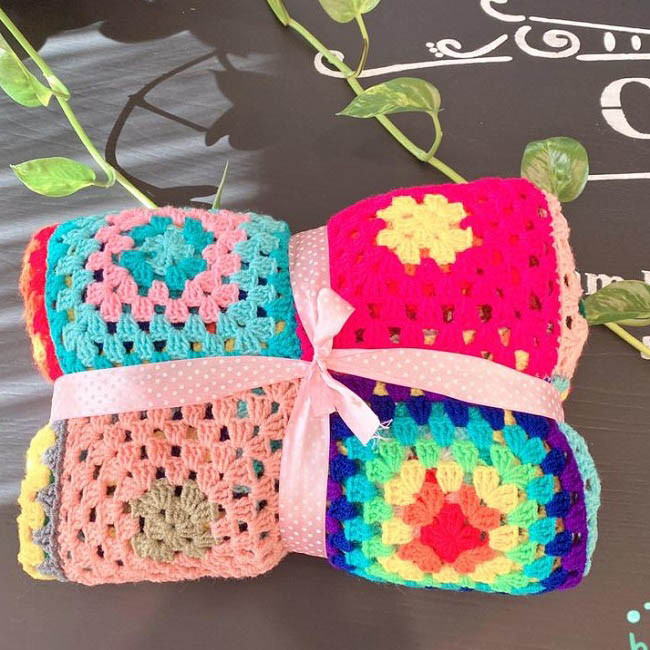 شال مبل و تخت مدل x94 سایز 120×120 سانتیمتر شال مبل و تخت مدل x94 سایز 120×120 سانتیمتر