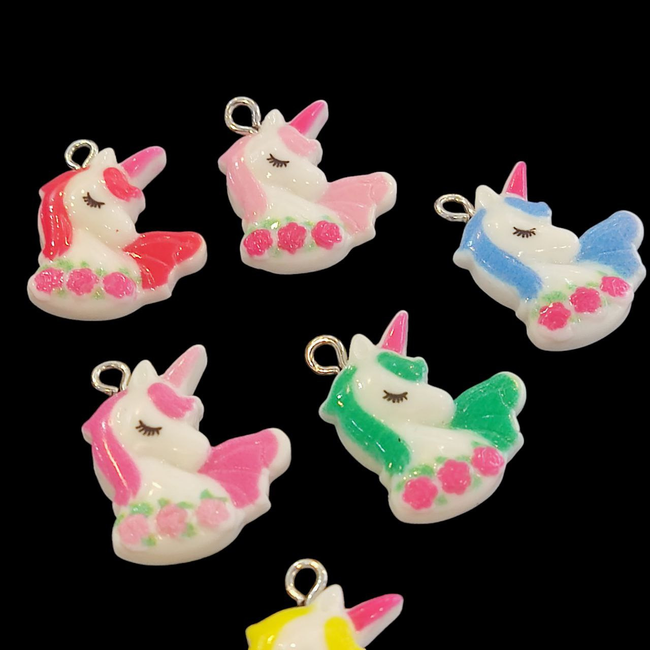 آویز گردنبند بچگانه مدل اسب تک شاخ بسته 6 عددی